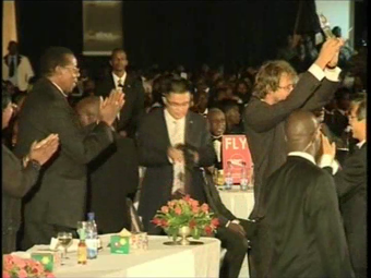 Menno Welling handed TVM Award 2009
